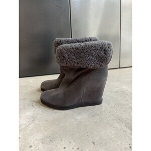 UGG AUSTRALIA Gray Suede Shearling Wedges Boots Size US 8